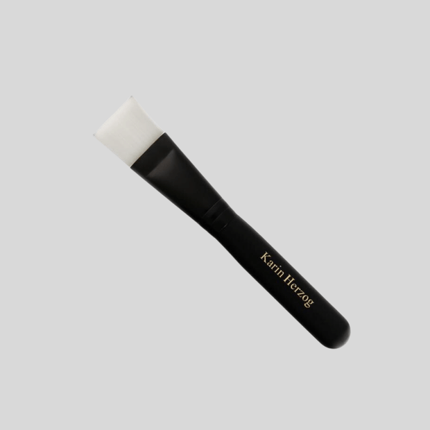 Karin Herzog Small Face Brush